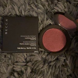 NIB BECCA luminous blush in shade dahlia